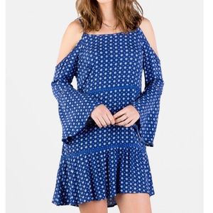 NWOT Francesca’s Miami Cold shoulder dress